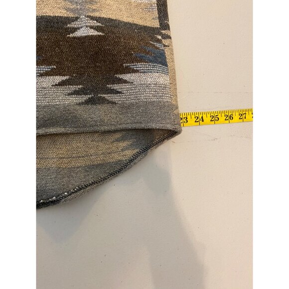 Vintage-Inspired Aztec Print Button-Up Shirt Medium - Picture 7 of 8